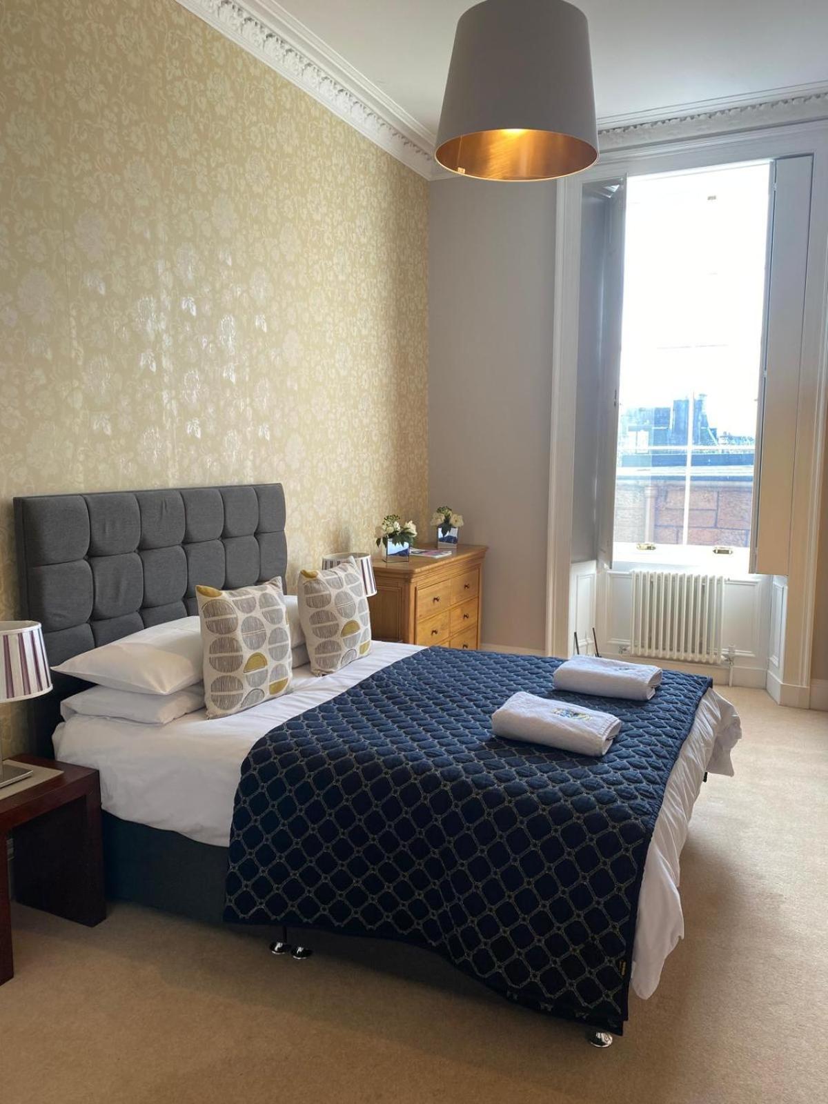 Beautiful & Bright 2 Bed Flat Murrayfield EDI Exteriér fotografie